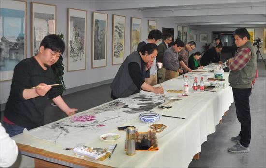 具象水墨首展走进菏泽大德艺术馆，探索当代水墨绘画新路径